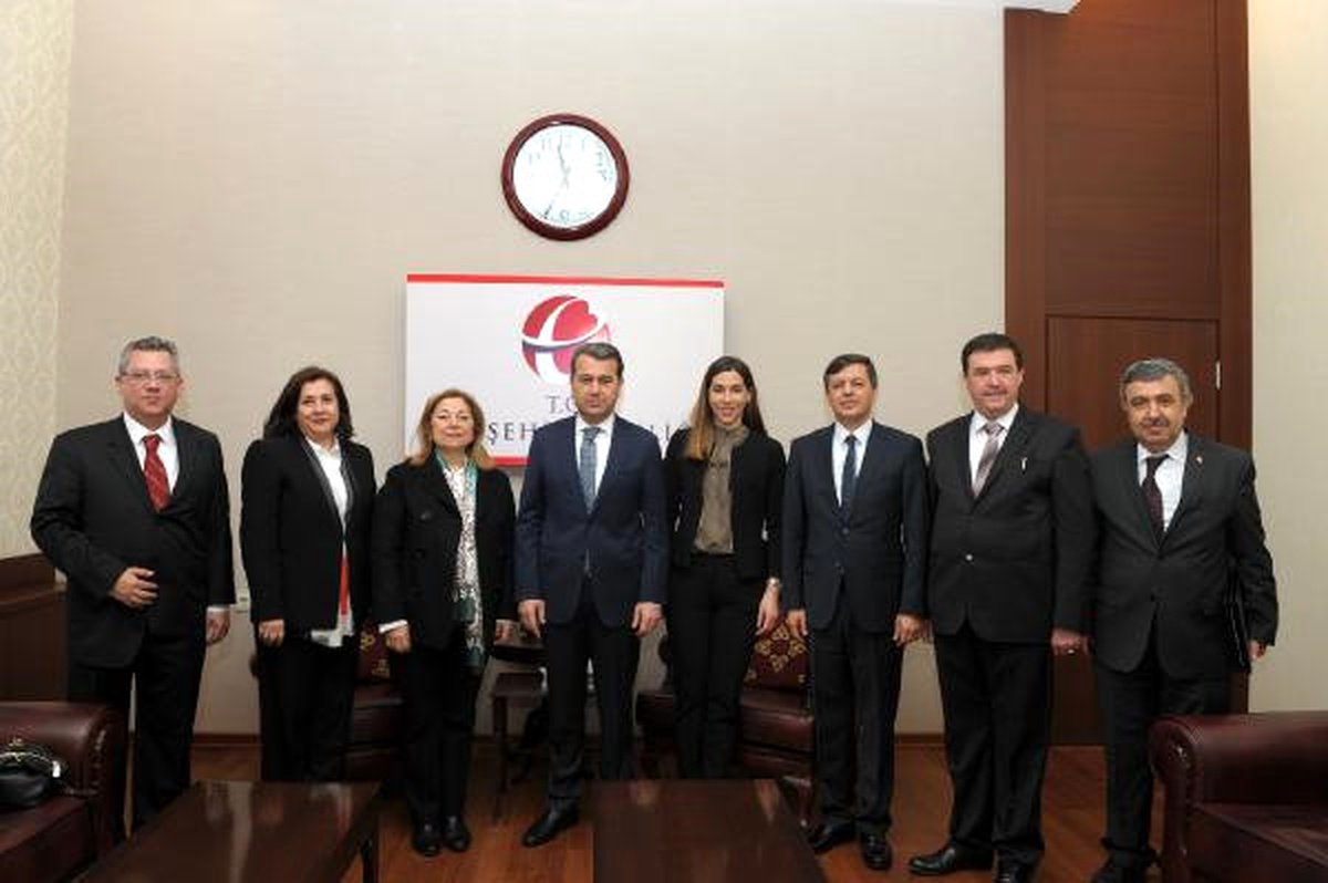 Yaşar Eğitim ve Kültür Vakfı 8.okul İçin Eskişehir Valiliği ile Protokol İmzaladı
