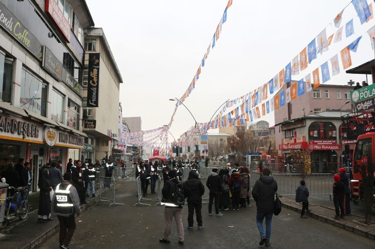 Ağrı Başbakan Binali Yıldırım\'ı Bekliyor