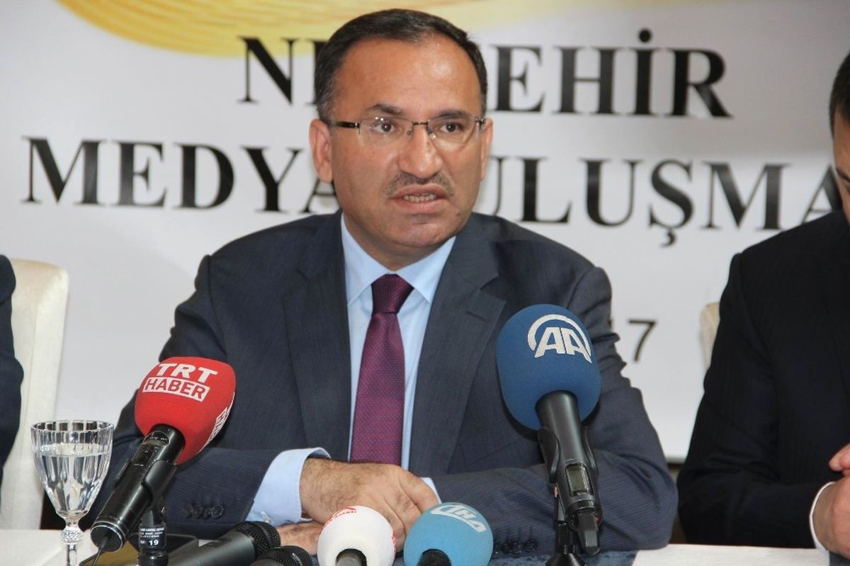 Bakan Bozdağ, "Abd Büyükelçiliği Kaç Türk Vatandaşını \'Vizeniz İptal\' Diye Aradı?"