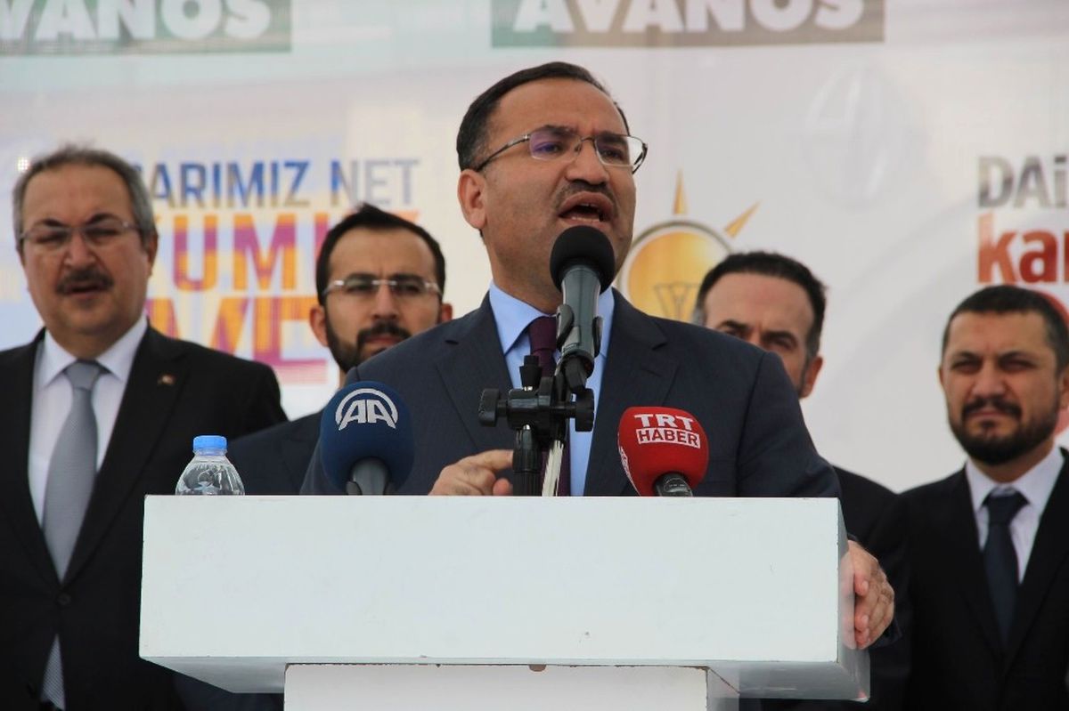 Bakan Bozdağ: "Bin Yıldır Anadolu\'dan Bizim Köklerimizi Kazımaya Çalışan Çevreler Var"