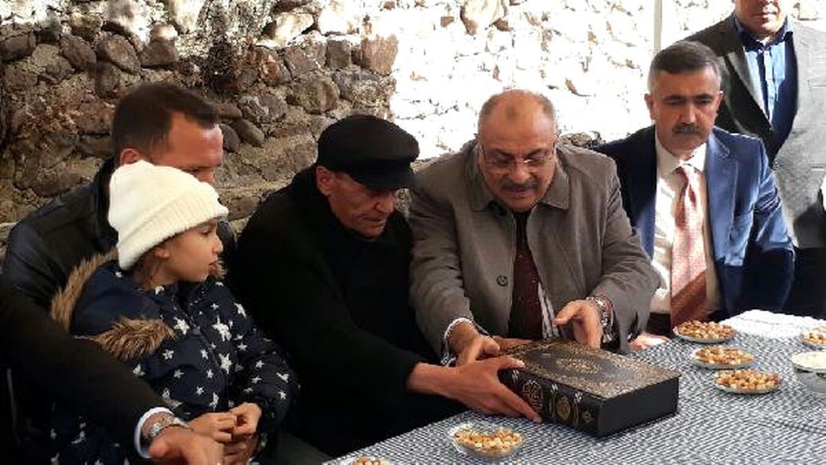 Başbakan Yardımcısı Türkeş\'ten Şehit Ailesine Taziye Ziyareti