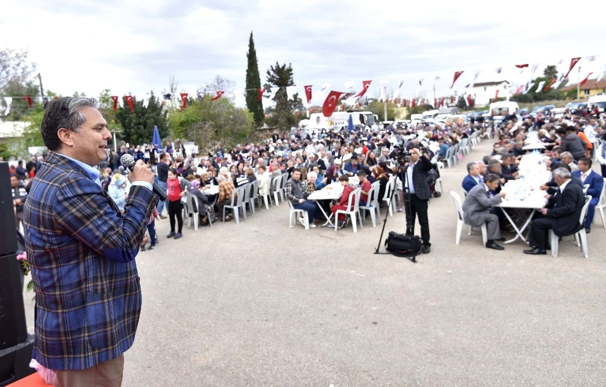 Başkan Uysal, Ermenek Mahallesi\'nde Halk Gününe Katıldı