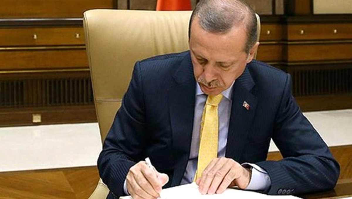 Dha Ankara - Cumhurbaşkanı Erdoğan\'ın Onayladığı 15 Kanun Resmi Gazete\'de