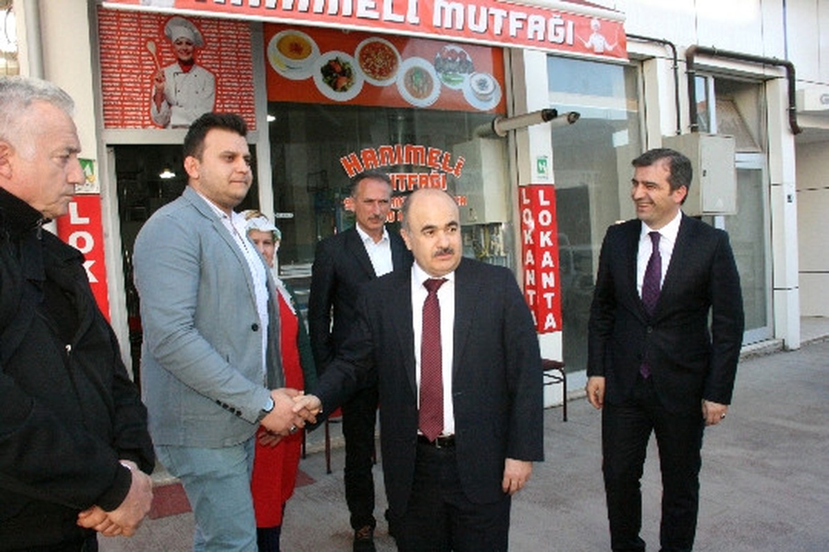 Evlenmek İçin Yardım İstedi, Vali Ziyaretine Gitti