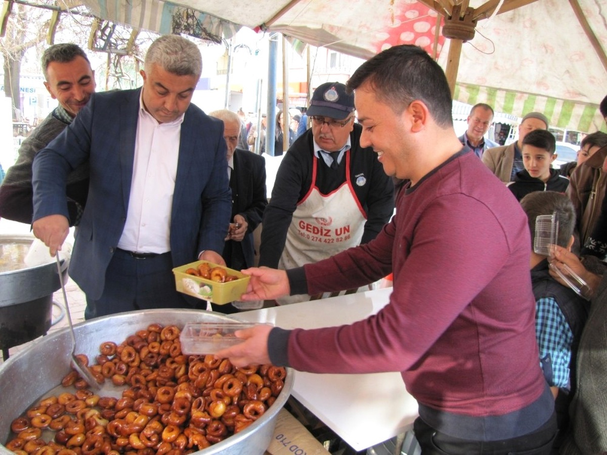 Hisarcık Belediyesinden \'Kandil\' Lokması