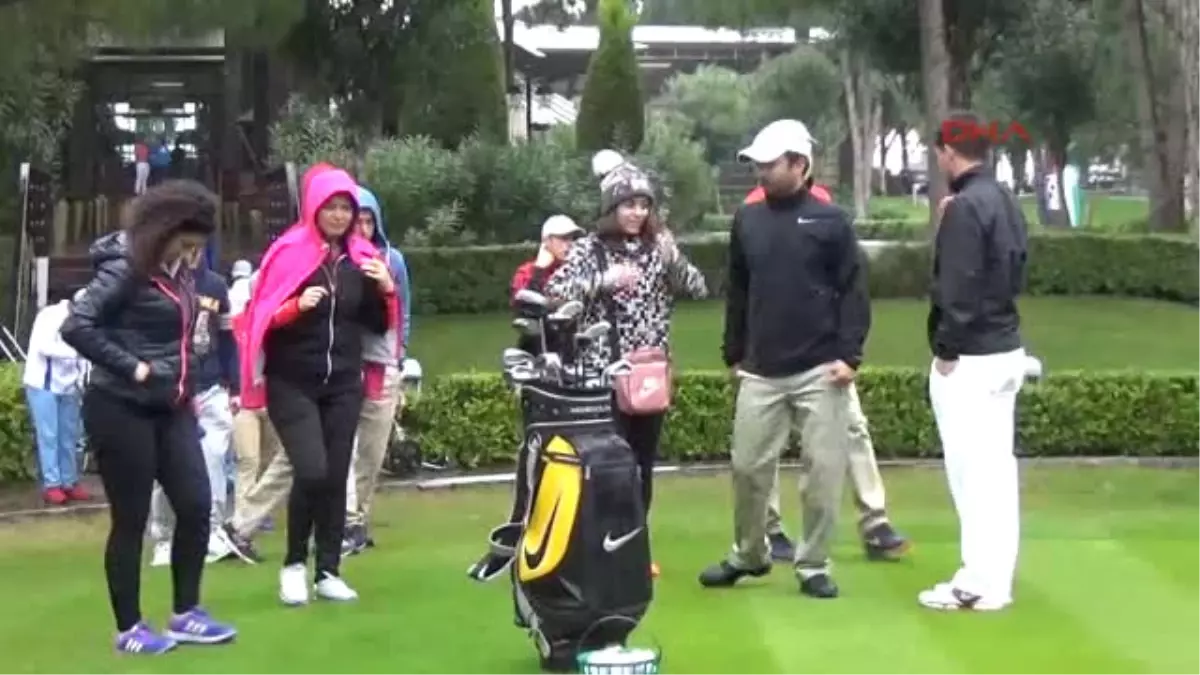 Işitme Engelli Golf Takımı Belek\'te Kampa Girdi