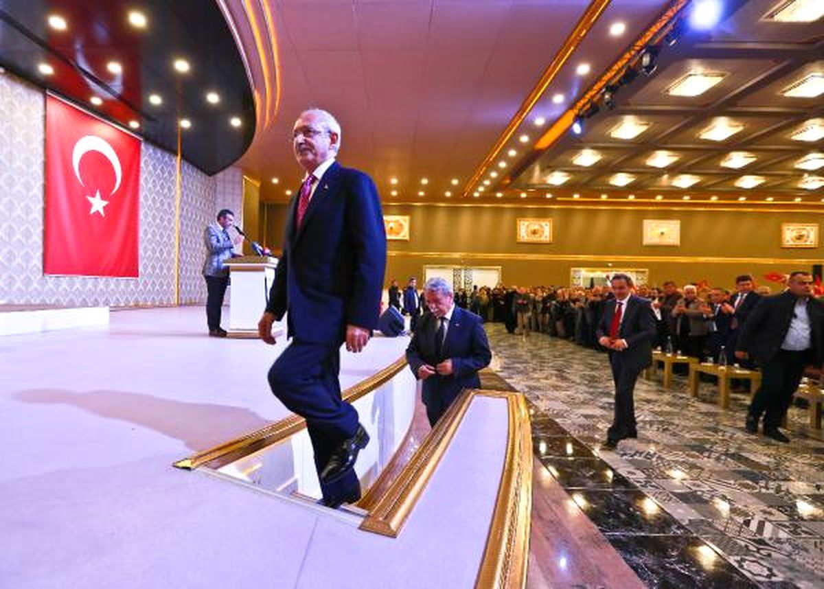 Kılıçdaroğlu: Binali Bey 80 Düğme Olsa 8 Saniyede Hepsini İlikler (3)