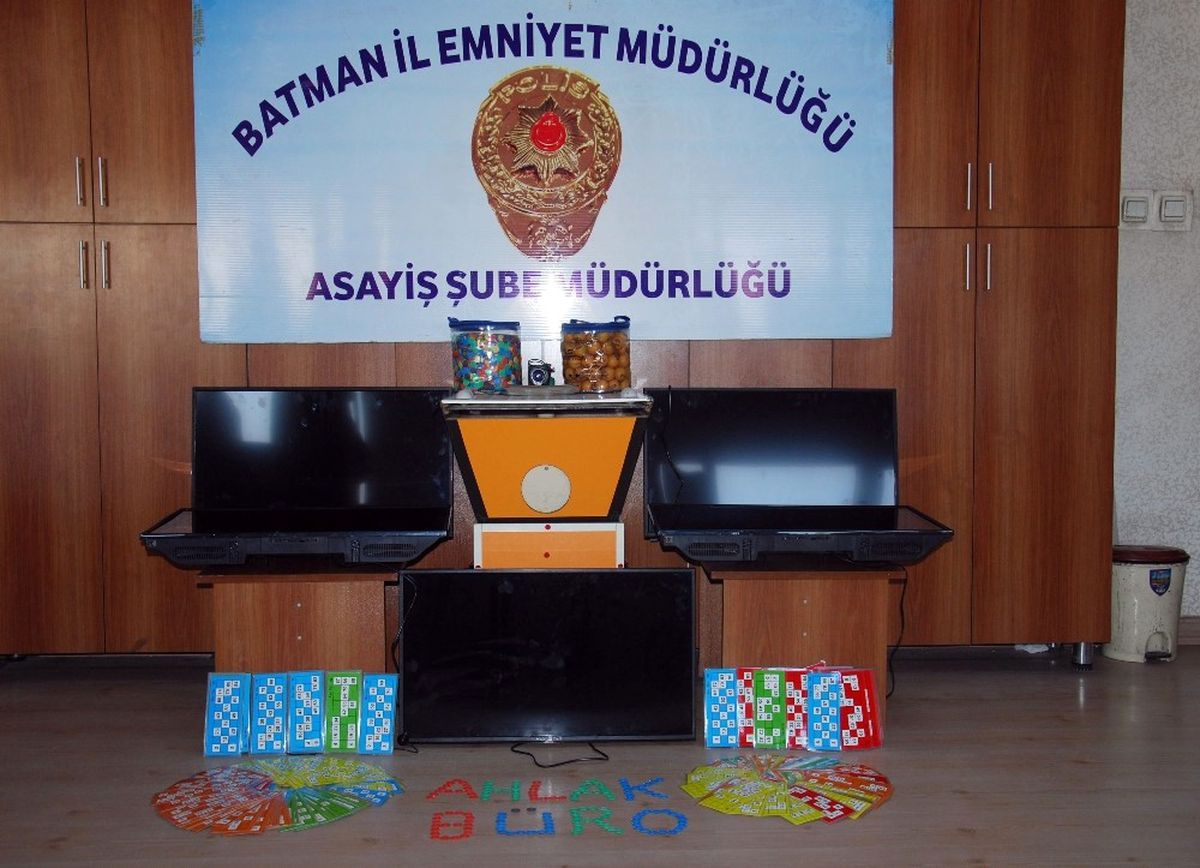 Kumar Oynatılan 4 İş Yeri Mühürlendi