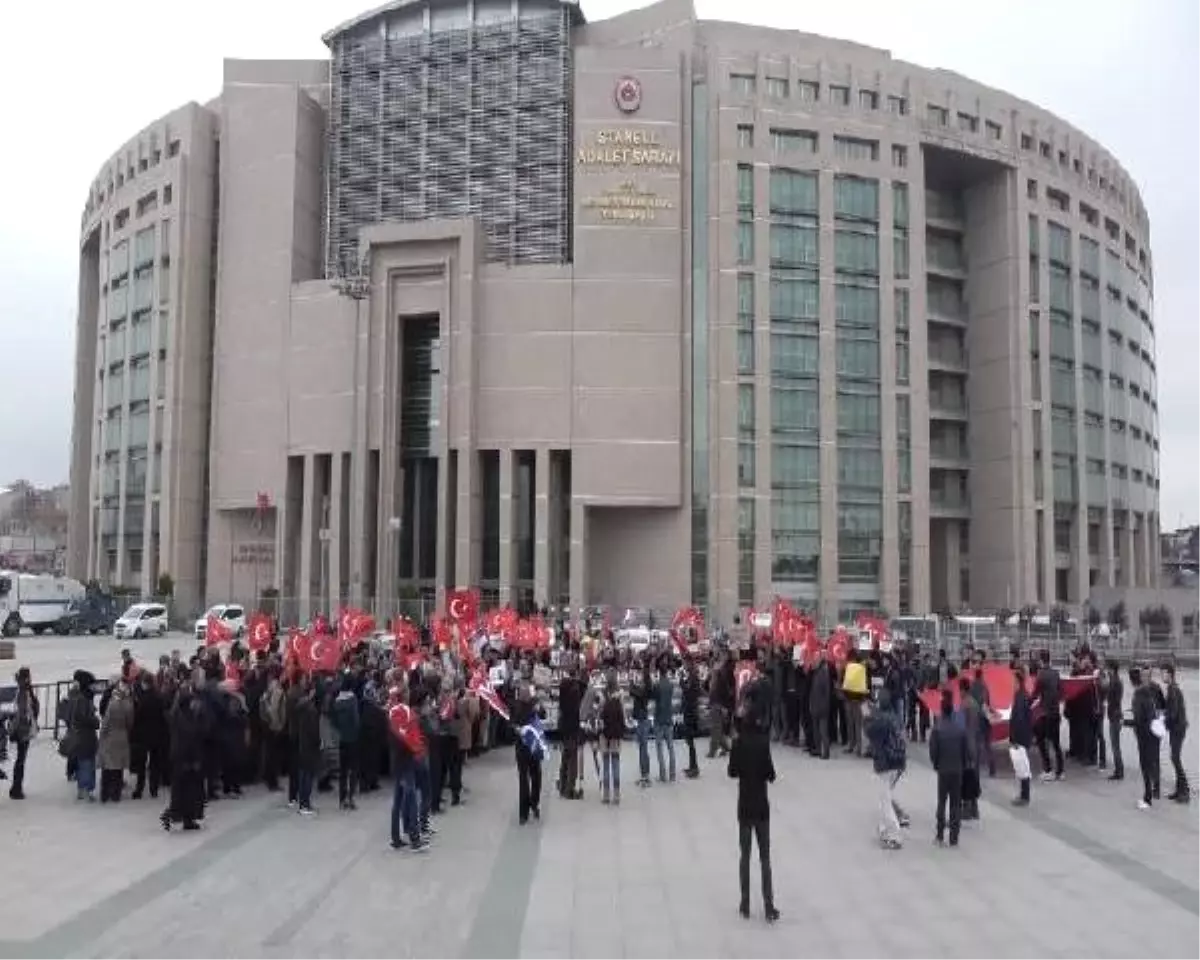 Tutuklu Hava Harp Okulu Öğrencilerinin Aileleri Eylem Yaptı