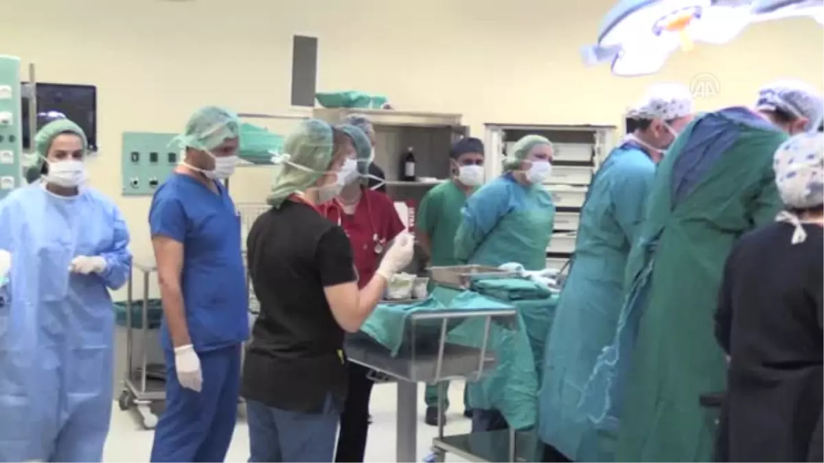 Üçüzlerine "Emine, Sümeyye ve Erdoğan" Ismini Verdi