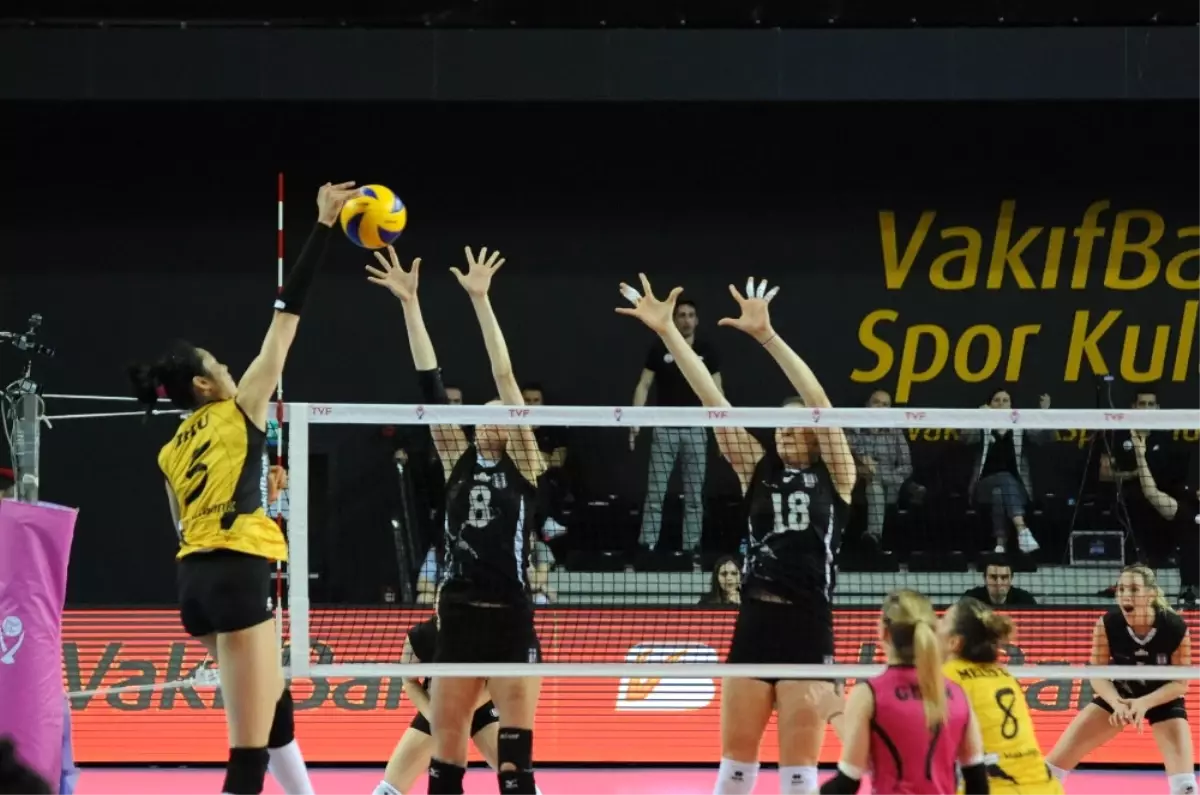 Vakıfbank Yarı Finalde