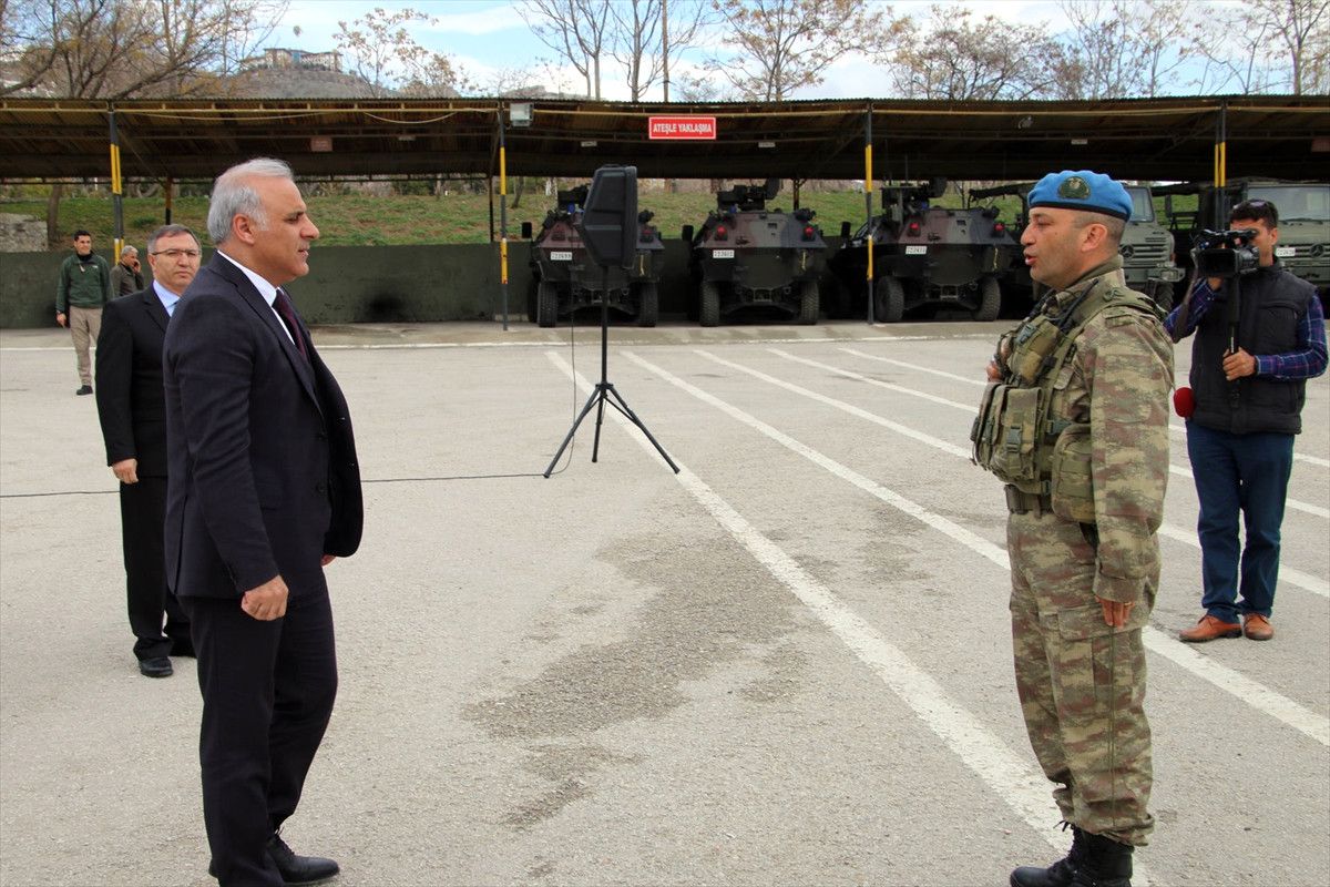 Vali Zorluoğlu\'ndan Elazığ Jandarma Komando Tabur Komutanlığı\'na Ziyaret