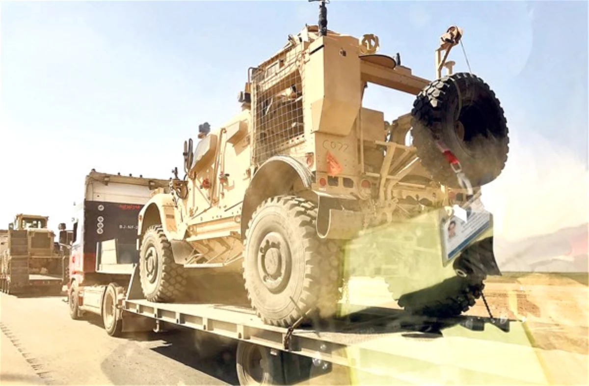 ABD\'li Bakan Ankara\'dayken, YPG\'ye En Büyük Askeri Yardımlardan Biri Yapıldı