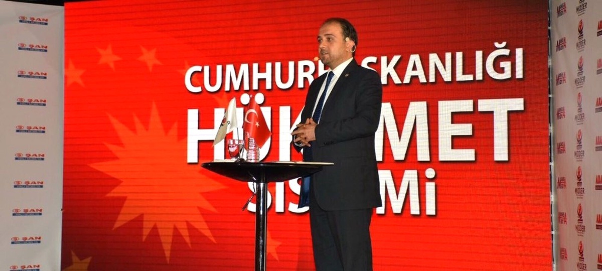 AK Parti\'li Baybatur: "Cumhurbaşkanı Temel Haklarla İlgili Kararname Çıkaramaz"