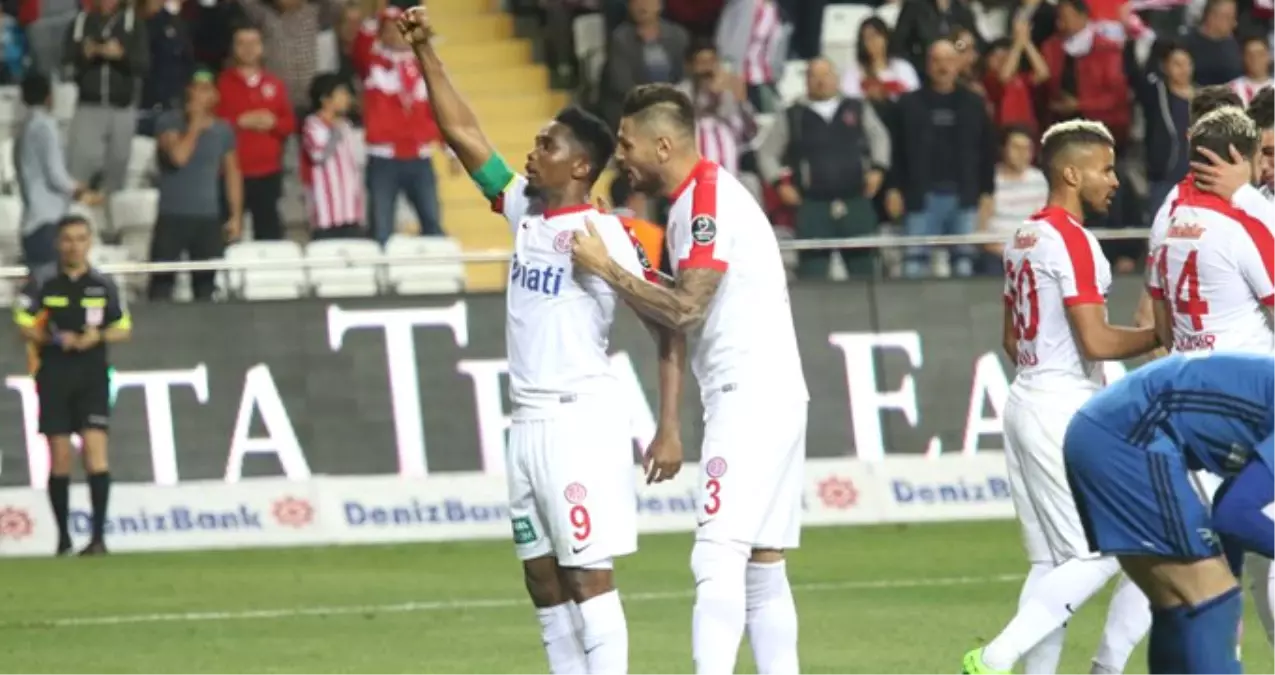 Antalyaspor, Kayserispor\'u Son Dakika Golüyle 2-1 Yendi