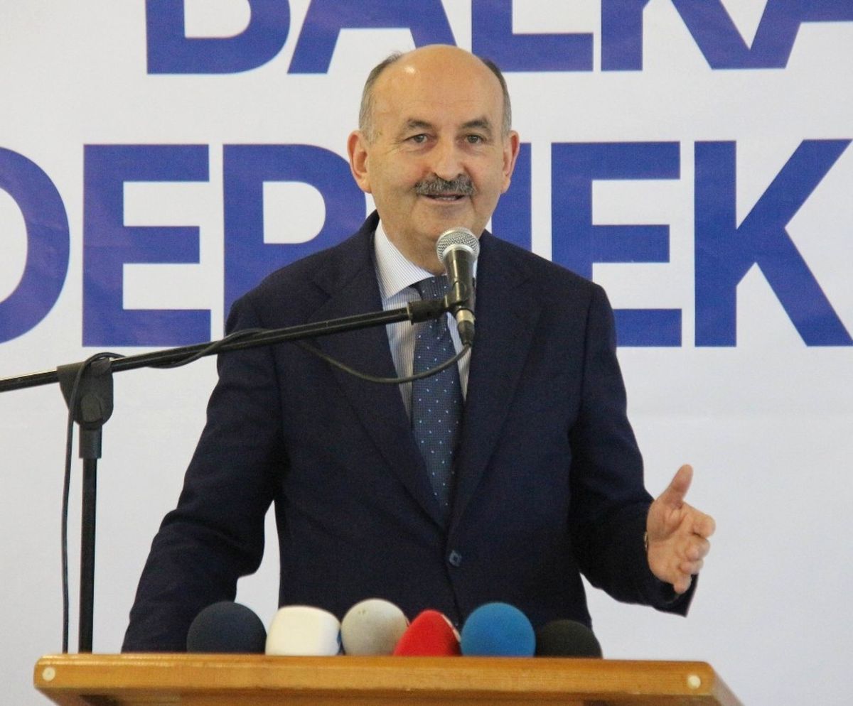 Bakan Müezzinoğlu, CHP\'ye Oy Arttırma Taktiği Verdi