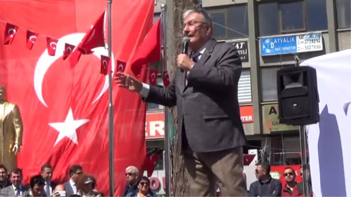 Deniz Baykal: "Referanduma Gelip Oy Kullanmayana Kız Vermeyin."