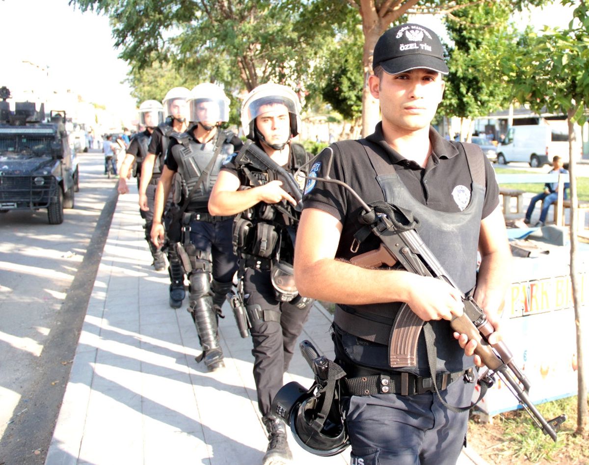 Egm, 10 Bin Polis Memuru Adayı Alacak