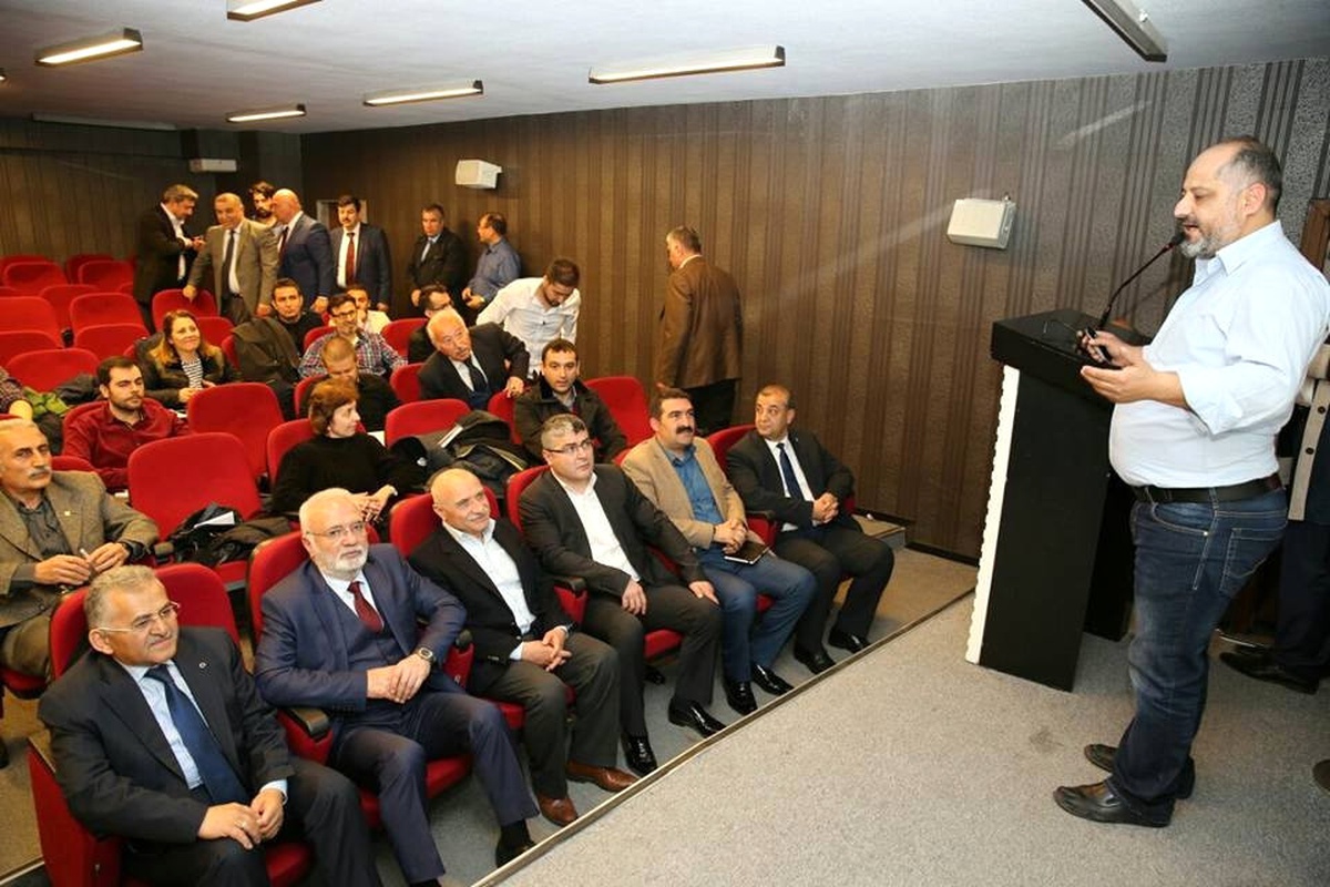 Elitaş ve Tamer Mmo\'yu Ziyaret Etti