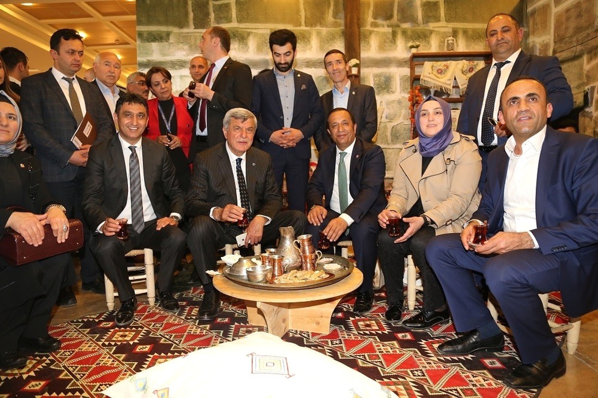 Gelenekseli Sergile\' Sergisi Dilovası\'nda Açıldı