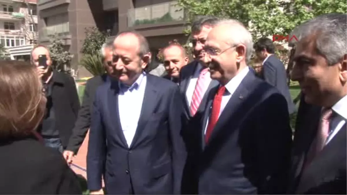 Kılıçdaroğlu Celal Bayar\'ın Kızını Ziyaret Etti