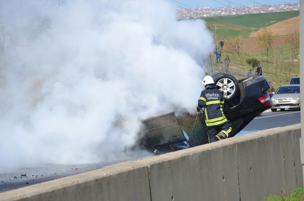 Tekirdağ\'da Zincirleme Trafik Kazası: 3 Yaralı