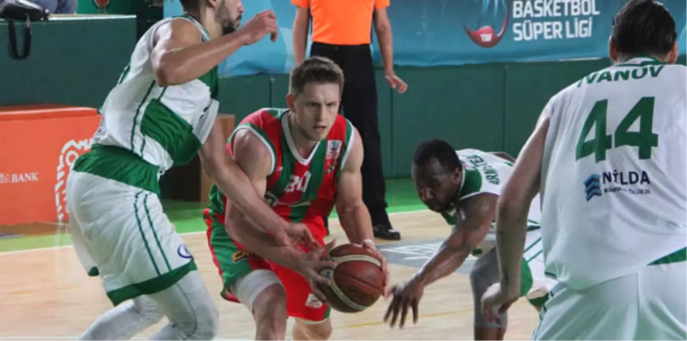 Yeşilgiresun Belediyespor-Pınar Karşıyaka: 81-82