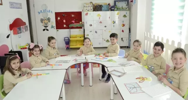 Bir sınıf arkadaşı ne düşler yapar: yorumlar Bir sınıf arkadaşı ne düşler yapar: yorumlar