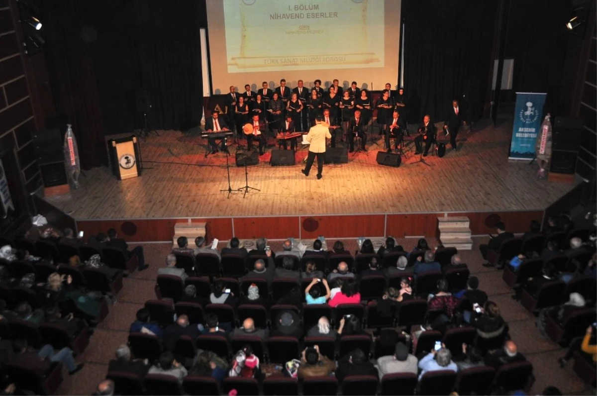 Akşehir\'de Türk Sanat Müziği Konseri