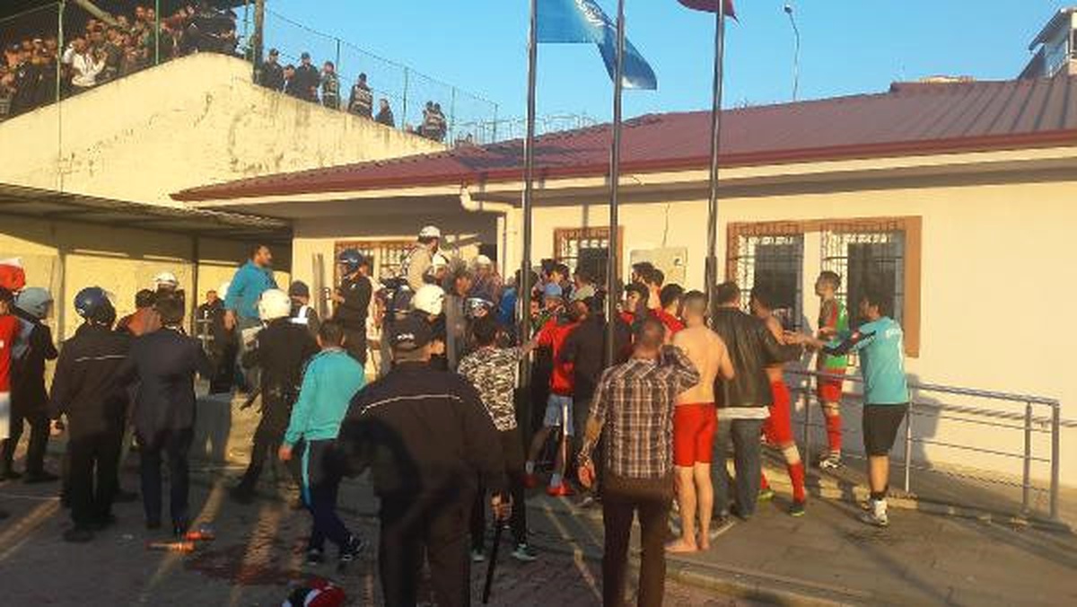 Bilecikspor\'un Şampiyon Olduğu Maçta Kavga