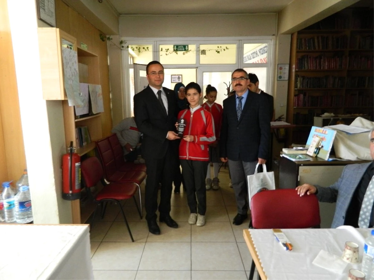 Doğanşehir\'de Kütüphaneler Haftası Etkinliği