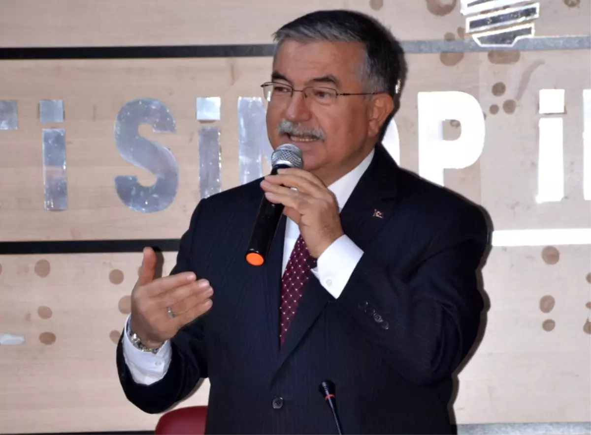 Halk Oylamasının Ismi Dahi CHP\'yi Olumlu Yönde Değiştirdi"