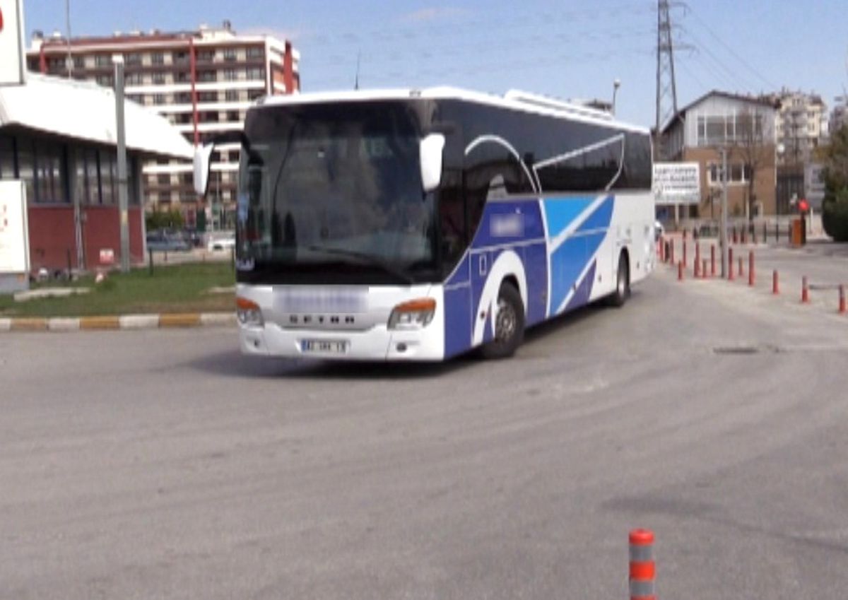 Konya\'da Sivil Polisten Yolcu Otobüsüne Trafik Denetimi