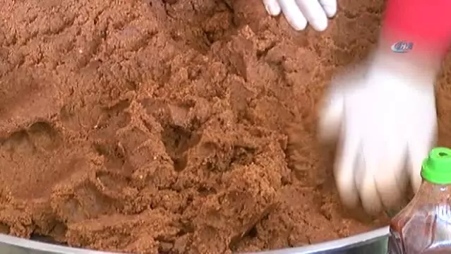 Küçükçekmece'de 12 Bin Kişiye Çiğ Köfte Dağıtıldı - Son Dakika