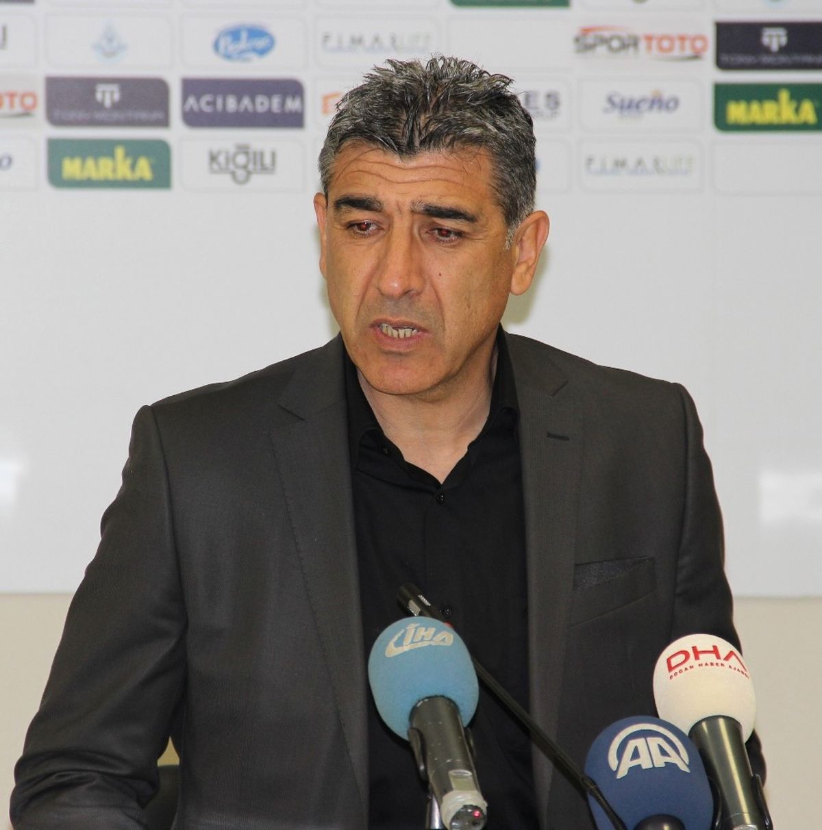 Samet Aybaba: "Hep Birlikte Kenetlenip Bu Sivas\'ı Süper Lig\'e Çıkartacağız"