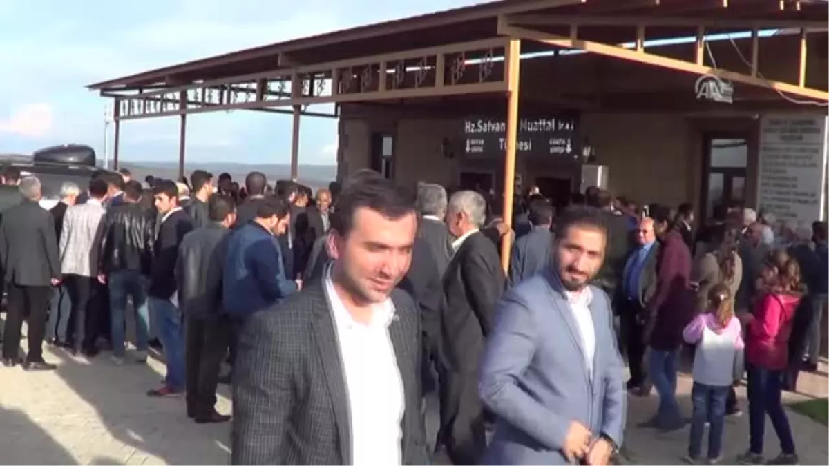 TBMM Başkanvekili Aydın ve Bilal Erdoğan, Deprem Bölgesini Ziyaret Etti