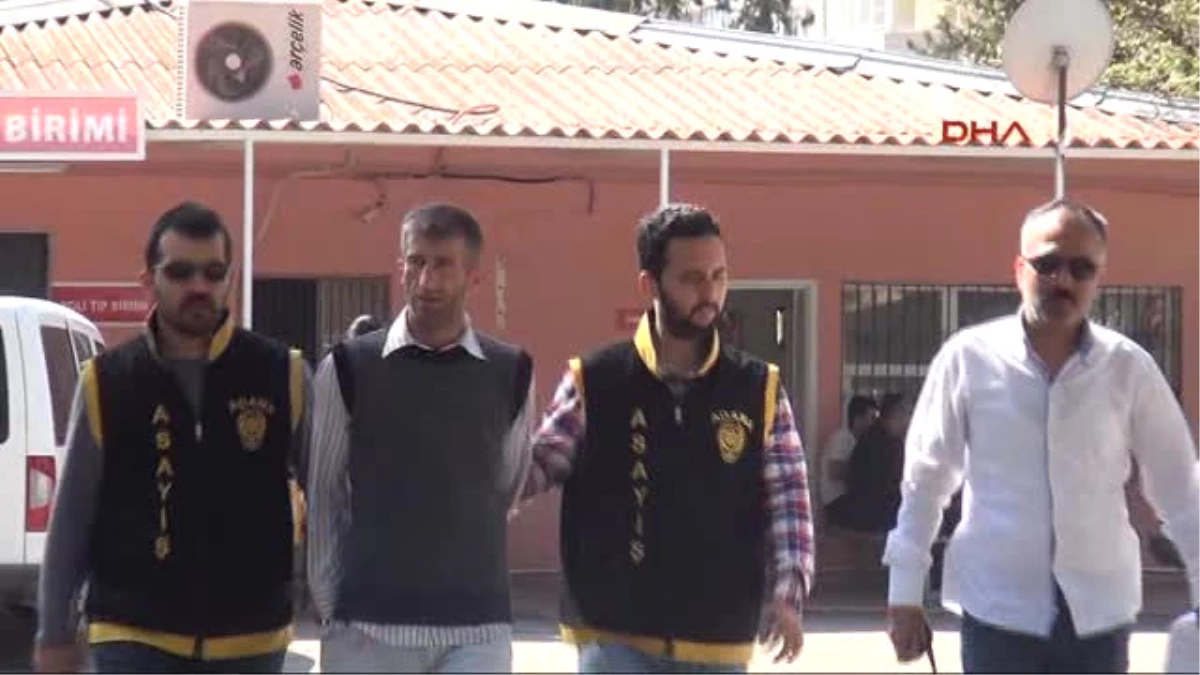 Adana Pazarda Yankesicilik Iddiasıyla Yakalandı