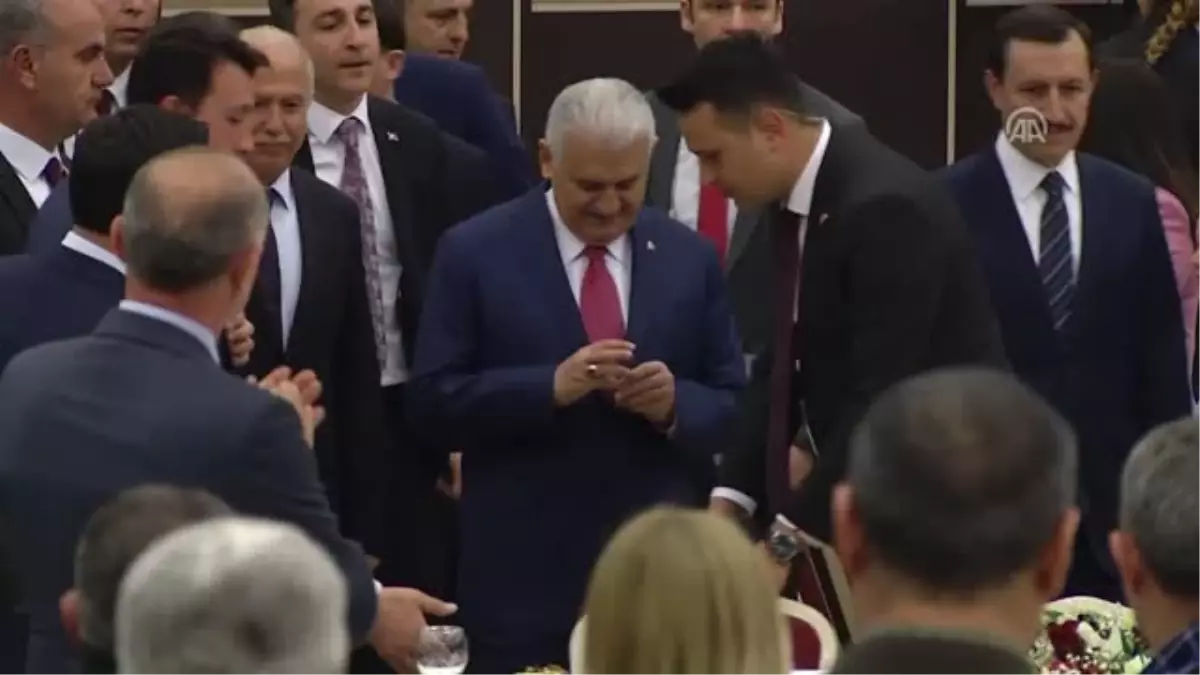 Başbakan Yıldırım: "(Kılıçdaroğlu) Kontrollü Darbe Girişimi Ne Demek"