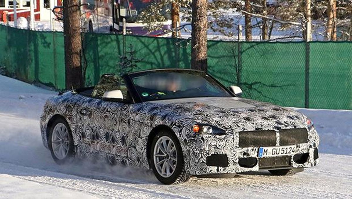 Bmw Z5, İsveç\'te Kameralara Yakalandı!