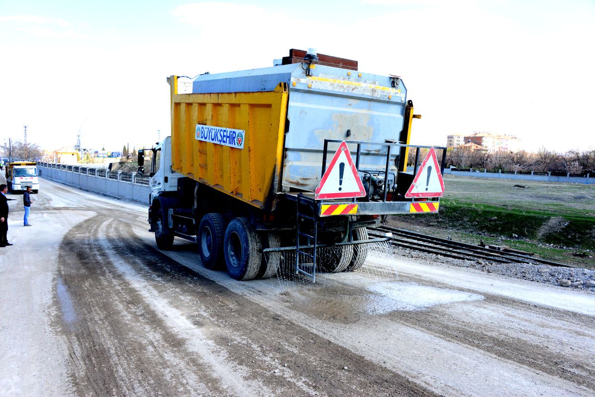 Boran - Toygar Grup Yolu Asfaltlandı