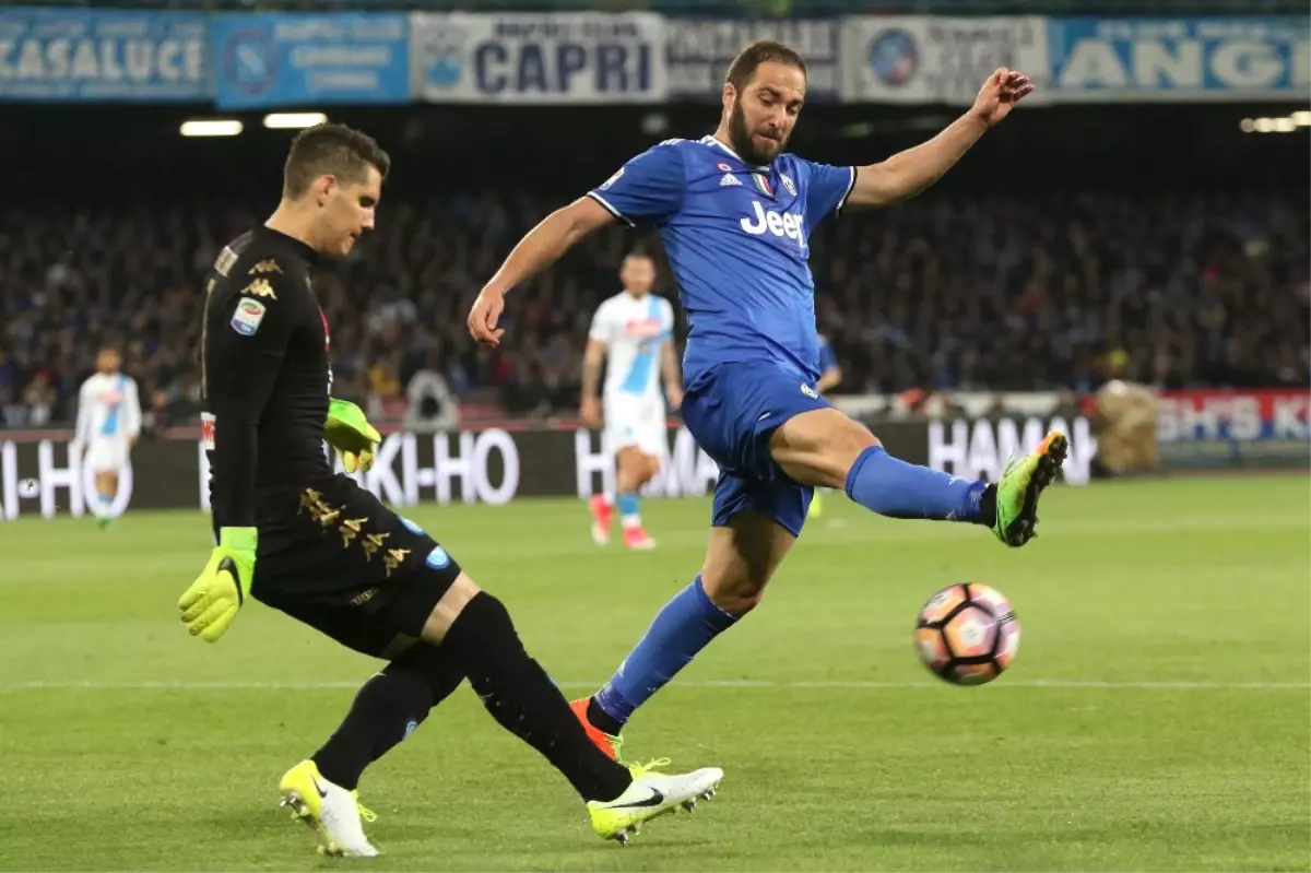 Bu Ne Hal Higuain !