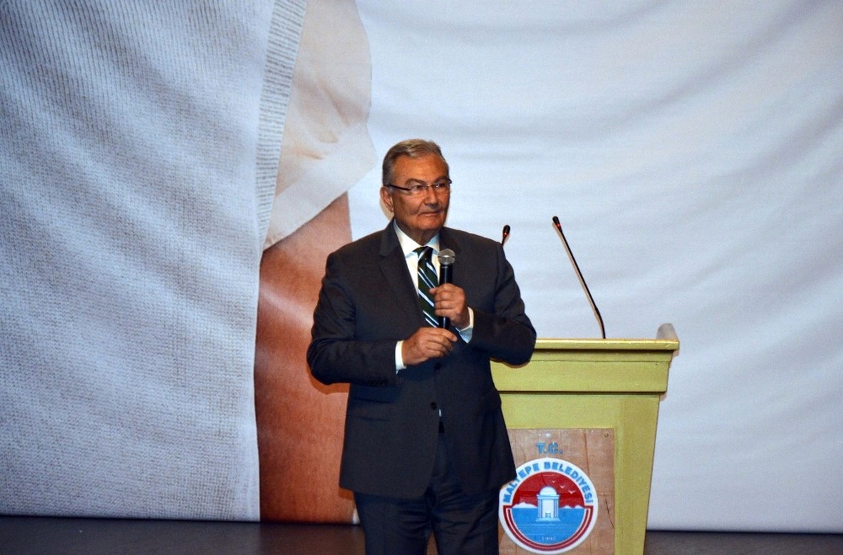 Deniz Baykal: "Bana Terörist Diyenin Alnını Karışlarım"