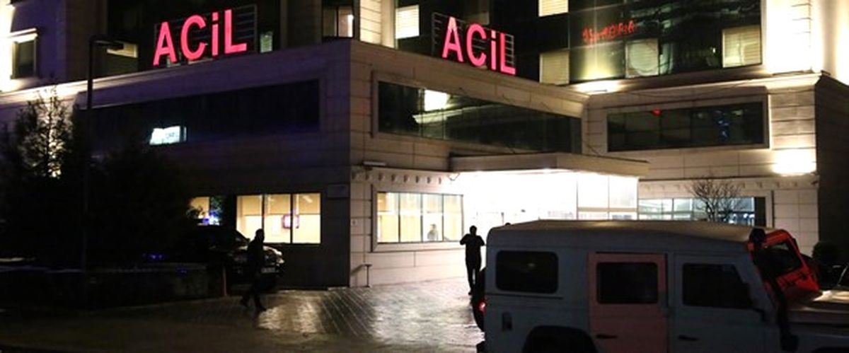 Diyarbakır\'da Polise Silahlı Saldırı: 1 Polis Yaralı