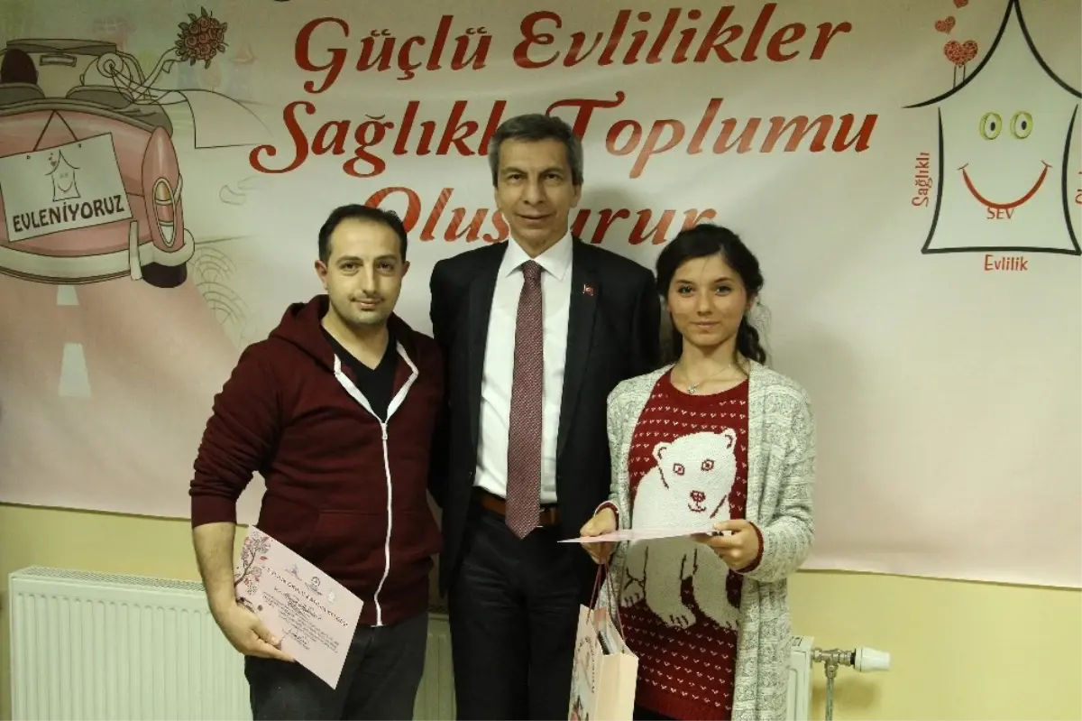 Evlilik Okulu 31\'nci Dönem Mezunlarını Verdi