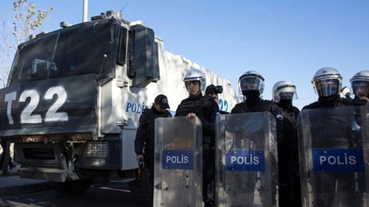 Hakkari\'de Gösteri ve Yürüyüşler Yasaklandı