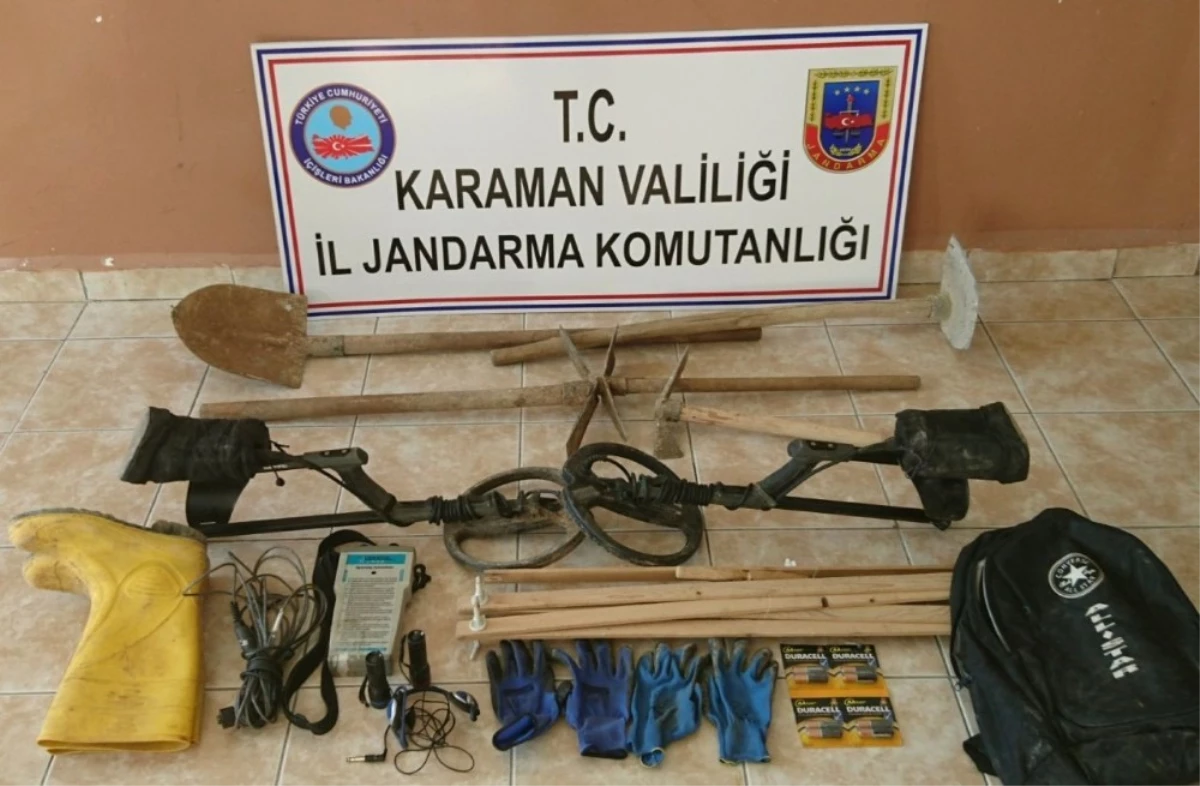 Karaman\'da Kaçak Kazı Yapan 3 Kişi Yakalandı