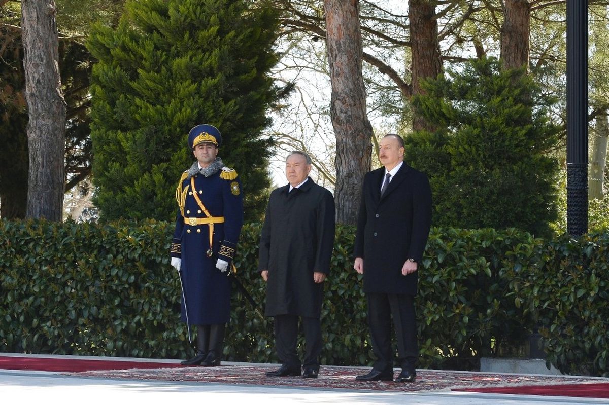 Kazakistan Cumhurbaşkanı Azerbaycan\'da