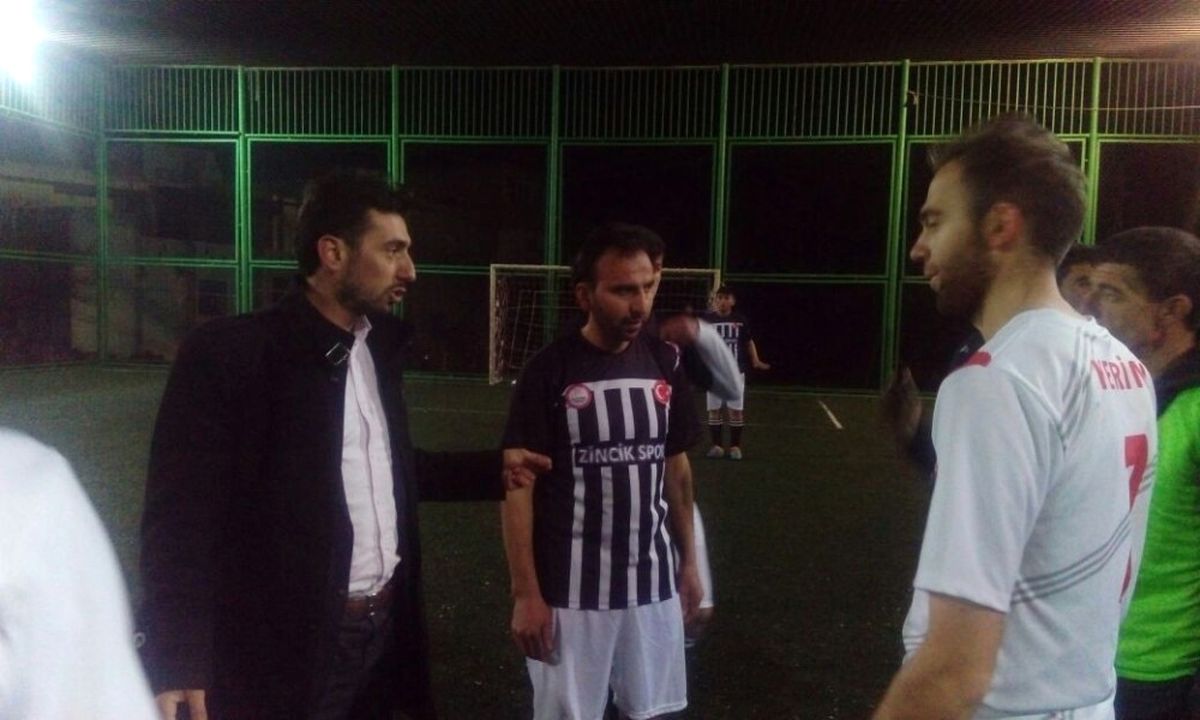 Kızılören Halısaha Turnuvası Başladı