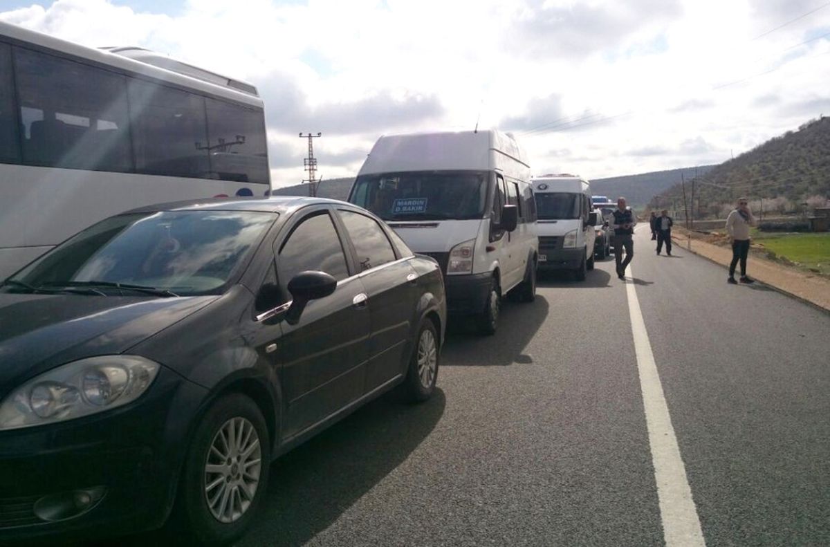 Mardin-Diyarbakır Karayolunda Bomba Araması Yapıldı