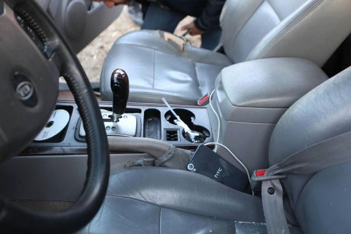 Polisten Kaçarken Bataklığa Saplandı